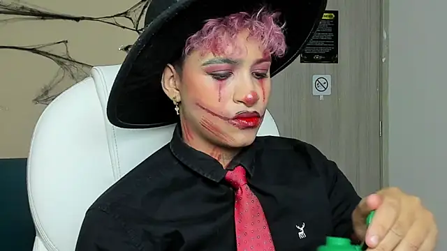 Dominick jones online show from 10.12.25