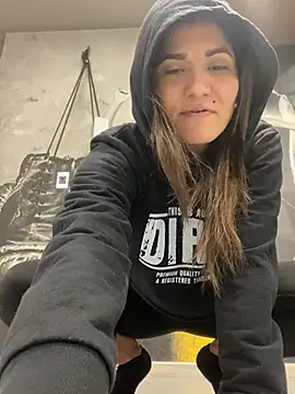 AlejandritaMilano online show from 05.27.26