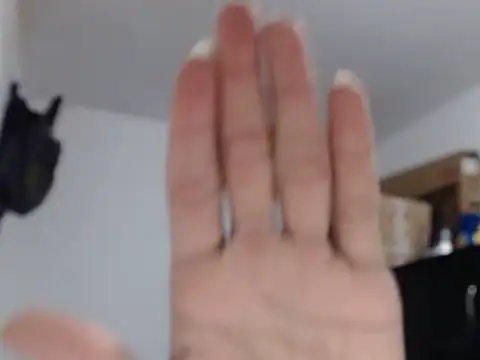 Bella DollJ online show from 10.16.25