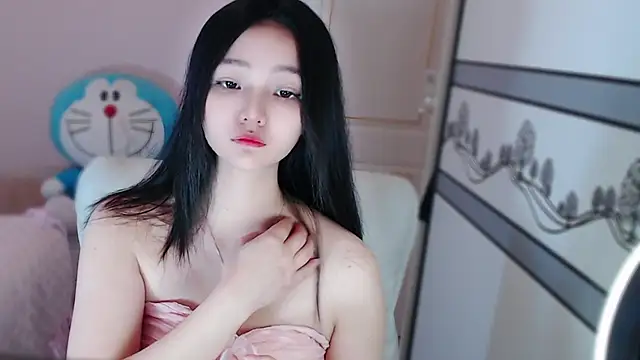 xiao-xiao-D online show from 03.21.25