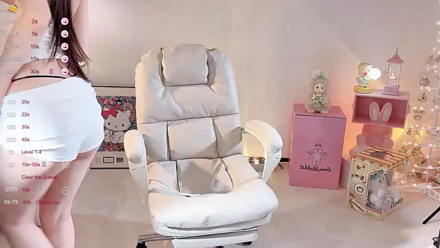 Snapshot of Irene--- chatting on 06.04.26 Irene--- online show from 06.04.26