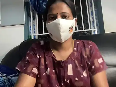 Snapshot of Tamil_Sanjana_ chatting on 04.07.26 Tamil Sanjana online show from 04.07.26