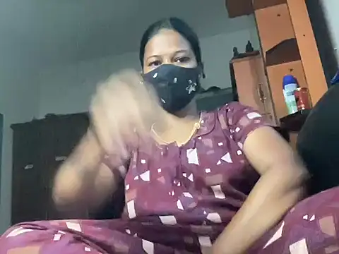Snapshot of Tamil_Sanjana_ chatting on 05.05.26 Tamil Sanjana online show from 05.05.26