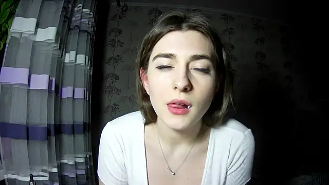 Snapshot of Sofiy_a chatting on 01.27.25 Sofiy a online show from 01.27.25