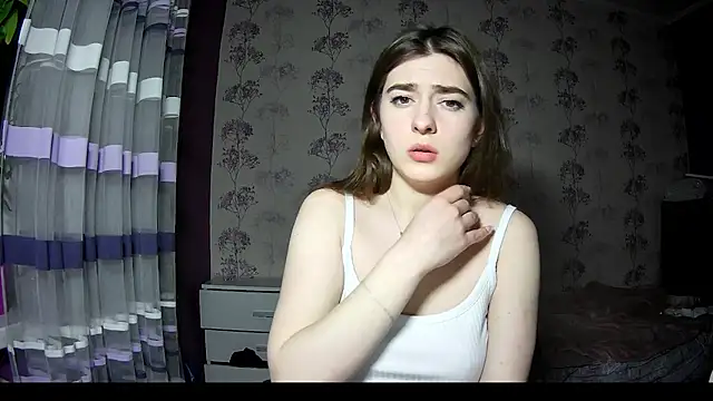 Snapshot of Sofiy_a chatting on 02.12.25 Sofiy a online show from 02.12.25