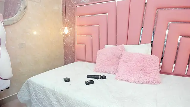 Snapshot of SEXY_HOTTIE__ chatting on 01.26.25 SEXY HOTTIE online show from 01.26.25