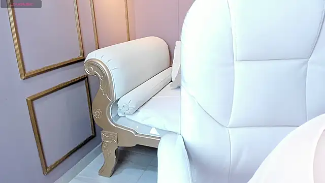 PerlaPreciosa online show from 03.11.25