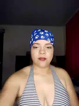 AriaYummy online show from 01.13.25