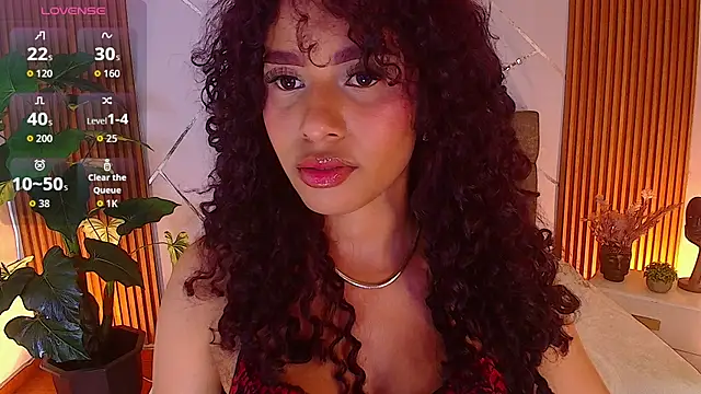 charlottee white online show from 05.04.26