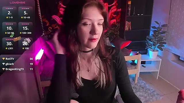 Lina Vi online show from 03.14.25