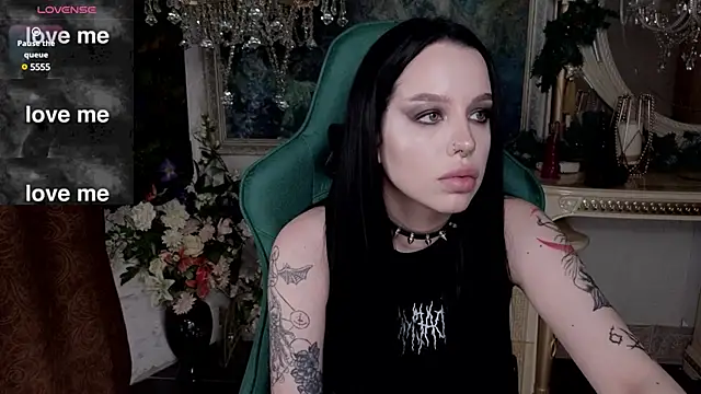 Snapshot of alexx_succubus chatting on 01.16.25 alexx succubus online show from 01.16.25