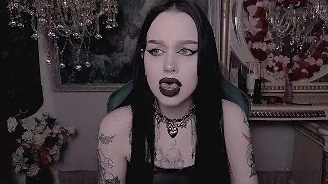 Snapshot of alexx_succubus chatting on 02.07.25 alexx succubus online show from 02.07.25