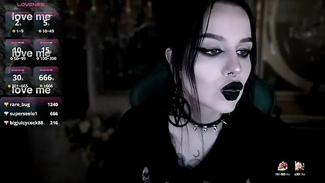 Snapshot of alexx_succubus chatting on 03.11.25 alexx succubus online show from 03.11.25