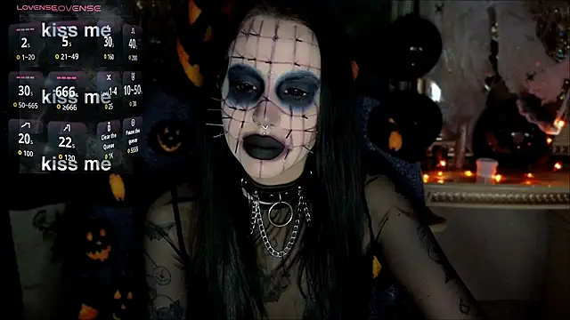 Snapshot of alexx_succubus chatting on 10.04.25 alexx succubus online show from 10.04.25