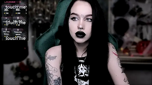 Snapshot of alexx_succubus chatting on 11.07.25 alexx succubus online show from 11.07.25