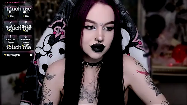 Snapshot of alexx_succubus chatting on 11.13.25 alexx succubus online show from 11.13.25