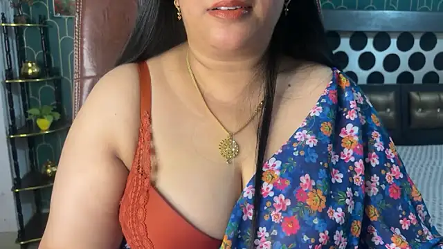 Snapshot of FlatVincy4 chatting on 05.16.26 FlatVincy4 online show from 05.16.26