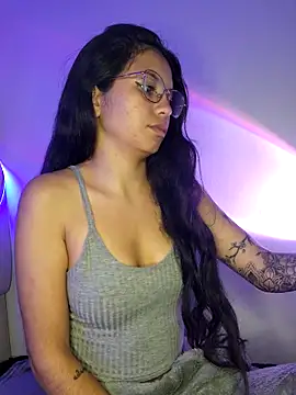 Snapshot of Rosita_forever_ chatting on 02.28.25 Rosita forever online show from 02.28.25