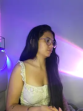 Snapshot of Rosita_forever_ chatting on 03.05.25 Rosita forever online show from 03.05.25