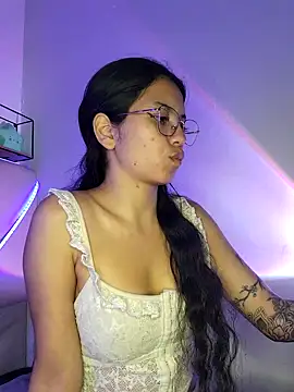 Snapshot of Rosita_forever_ chatting on 03.20.25 Rosita forever online show from 03.20.25