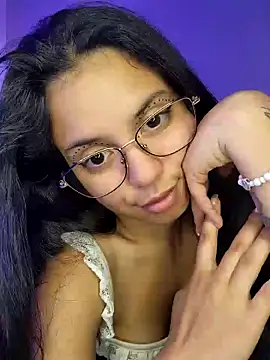 Snapshot of Rosita_forever_ chatting on 03.21.25 Rosita forever online show from 03.21.25