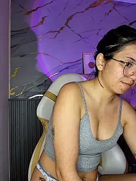 Snapshot of Rosita_forever_ chatting on 09.24.25 Rosita forever online show from 09.24.25