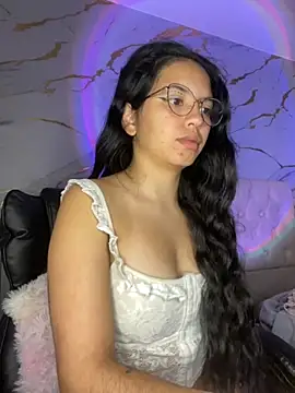 Snapshot of Rosita_forever_ chatting on 10.05.25 Rosita forever online show from 10.05.25