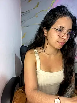 Snapshot of Rosita_forever_ chatting on 10.18.25 Rosita forever online show from 10.18.25