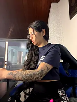 Snapshot of Rosita_forever_ chatting on 11.09.25 Rosita forever online show from 11.09.25