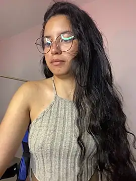 Snapshot of Rosita_forever_ chatting on 11.29.25 Rosita forever online show from 11.29.25