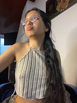 Snapshot of Rosita_forever_ chatting on 11.29.25 Rosita forever online show from 11.29.25