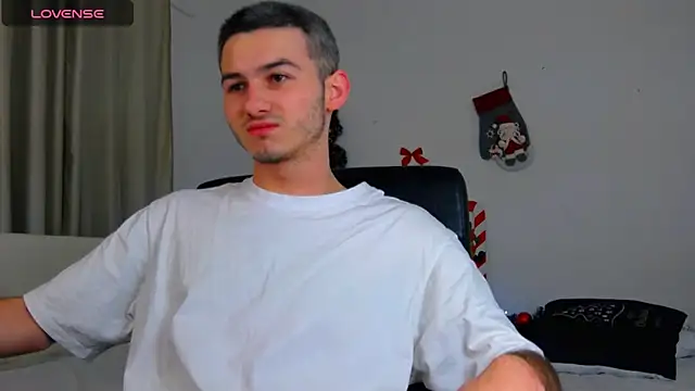 Snapshot of Devin_Jay chatting on 12.29.24 Devin Jay online show from 12.29.24