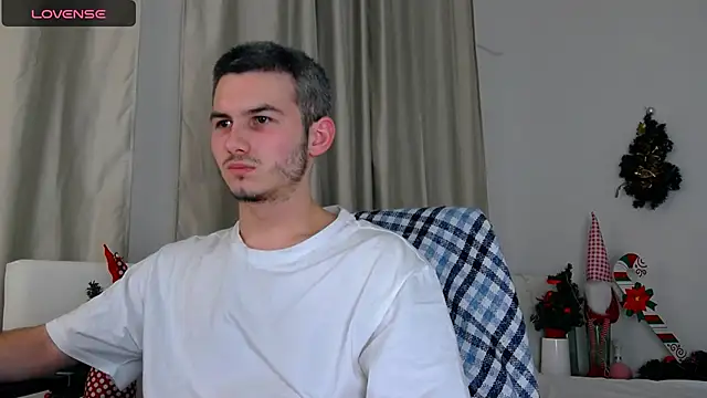 Snapshot of Devin_Jay chatting on 01.05.25 Devin Jay online show from 01.05.25