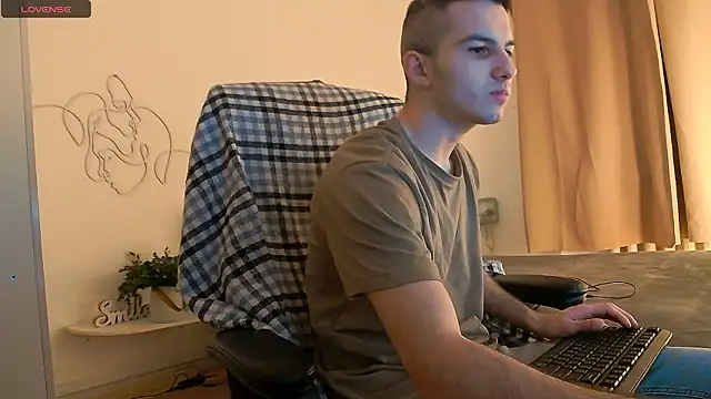 Snapshot of Devin_Jay chatting on 01.19.25 Devin Jay online show from 01.19.25