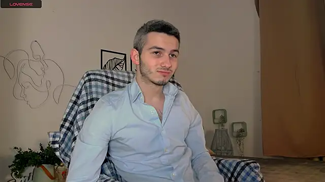 Snapshot of Devin_Jay chatting on 02.01.25 Devin Jay online show from 02.01.25