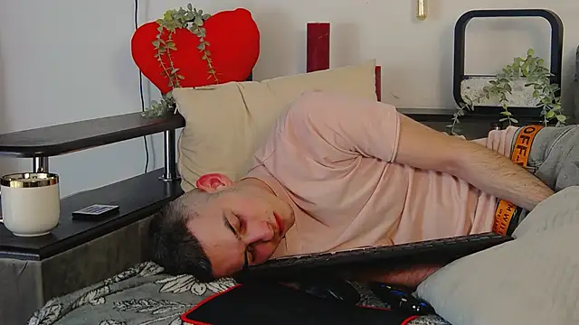 Snapshot of Devin_Jay chatting on 02.07.25 Devin Jay online show from 02.07.25