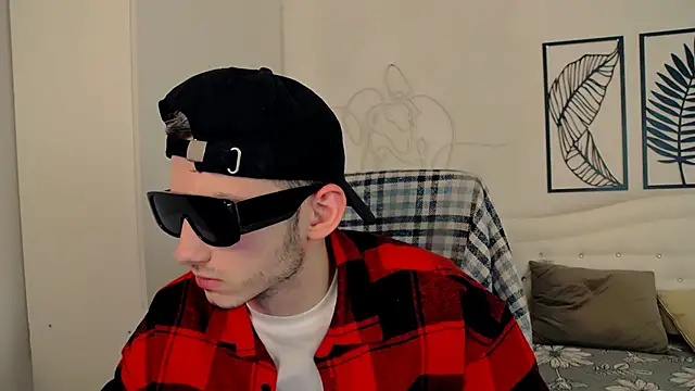 Snapshot of Devin_Jay chatting on 02.24.25 Devin Jay online show from 02.24.25