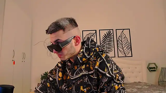 Snapshot of Devin_Jay chatting on 02.27.25 Devin Jay online show from 02.27.25