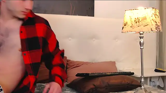 Snapshot of Devin_Jay chatting on 03.20.25 Devin Jay online show from 03.20.25