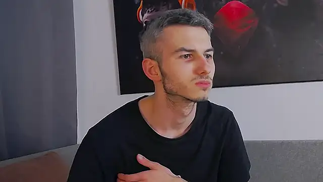 Snapshot of Devin_Jay chatting on 12.22.25 Devin Jay online show from 12.22.25