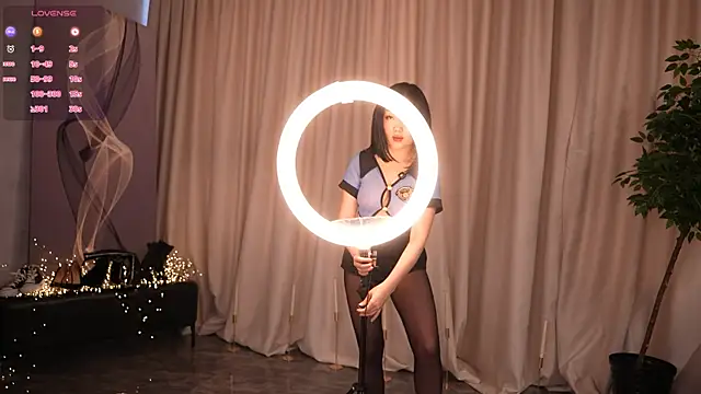 Amelyisthatyou online show from 04.20.26