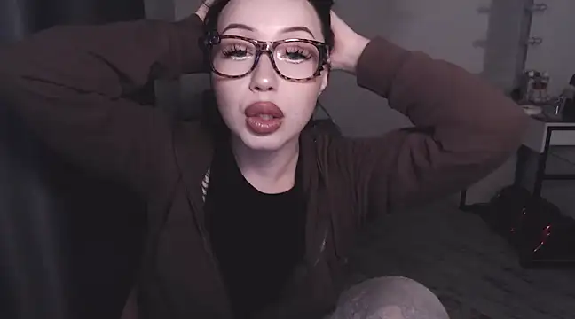 Snapshot of MoranaMissGod chatting on 01.06.25 MoranaMissGod online show from 01.06.25