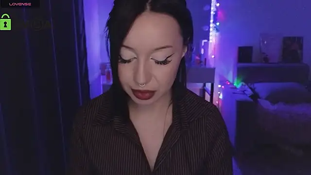 Snapshot of MoranaMissGod chatting on 02.25.26 MoranaMissGod online show from 02.25.26