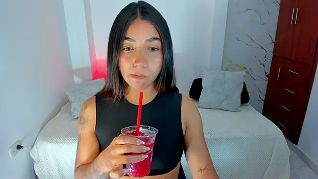 Snapshot of martina_roldam chatting on 05.10.26 martina roldam online show from 05.10.26