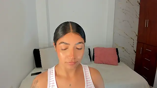 martina roldam online show from 07.21.26