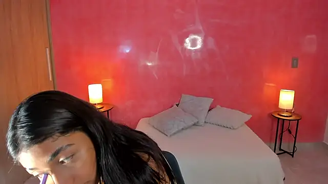 martina roldam online show from 08.03.26