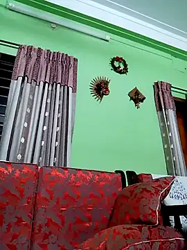 Snapshot of GildanK18 chatting on 03.05.25 GildanK18 online show from 03.05.25