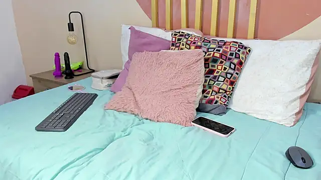 Nicole Angels  online show from 05.16.26
