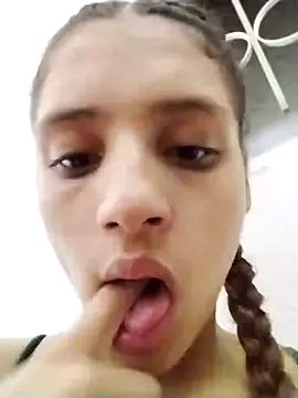 charlotes28 online show from 01.02.25