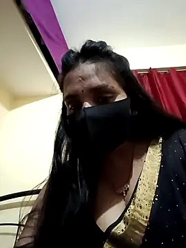 Snapshot of Soniya_444 chatting on 12.28.24 Soniya 444 online show from 12.28.24